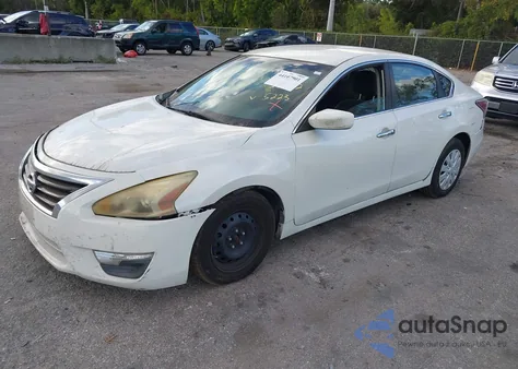 2014 Nissan Altima 2.5 S из США, поврежденный, VIN 1N4AL3AP0EC105223